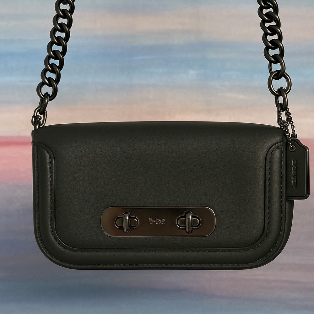COACH Metropolitan Soft Messenger Bag – Black Leather 🖤👜